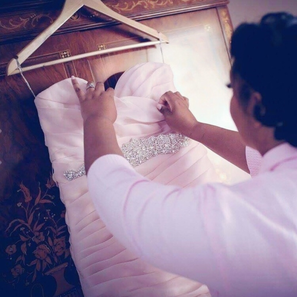 Luxurious Queen Shine Bridal Sash Belt, 2 colors - Picture 7 of 8